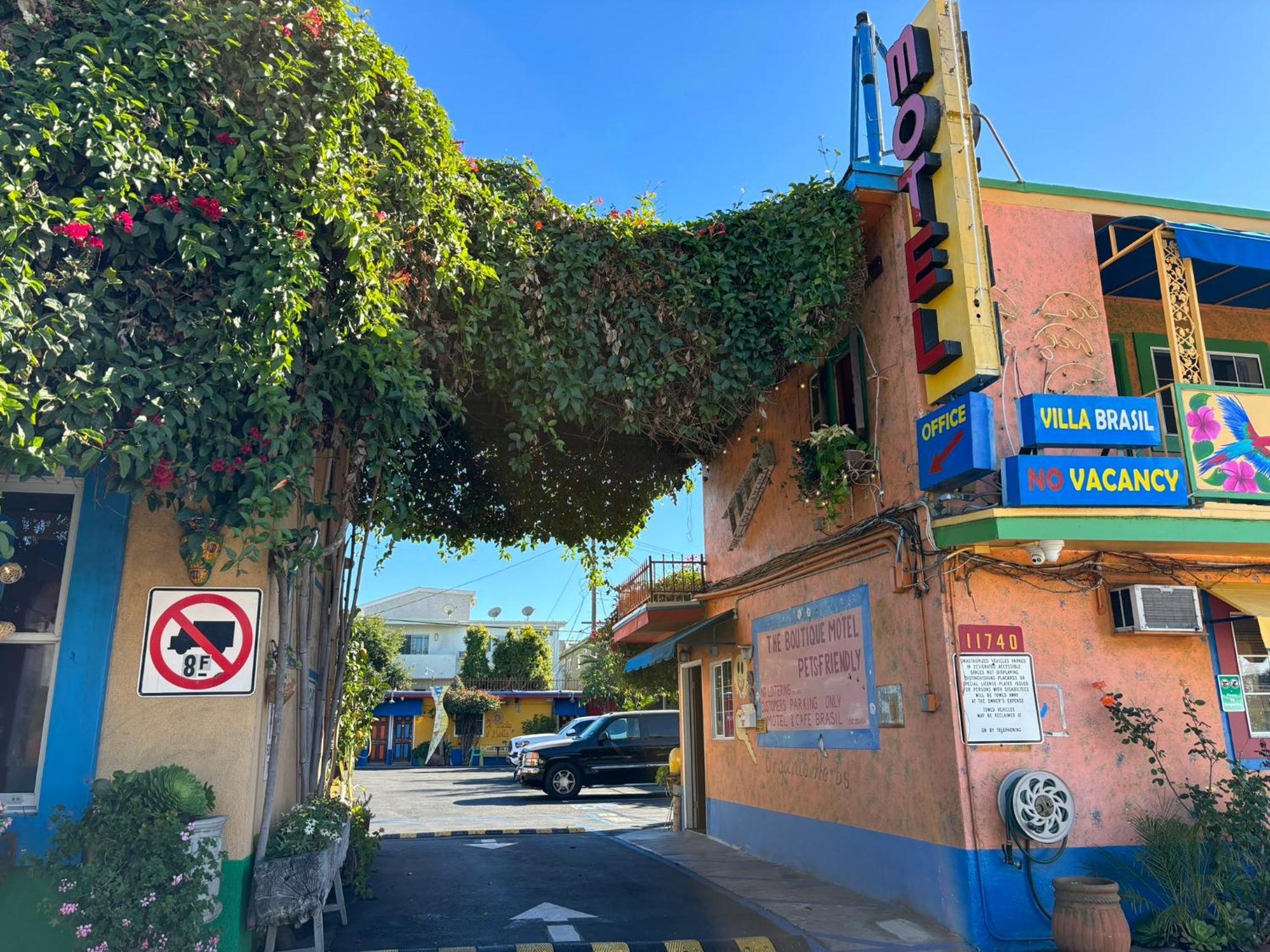 Villa Brasil Motel, Los Angeles